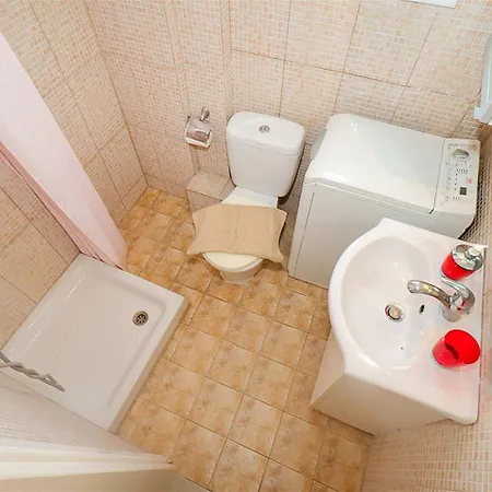 Olga House 2 Bedrooms 6 Guests *