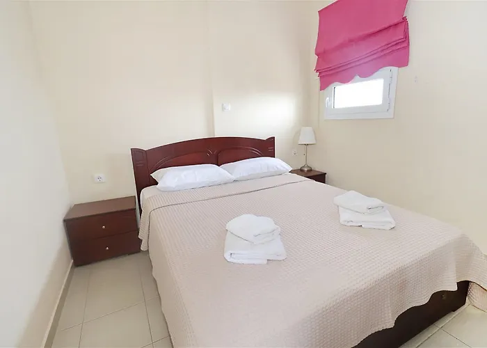 Daire Olga House 2 Bedrooms 6 Guests Polychrono