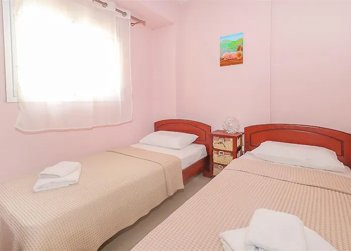 Olga House 2 Bedrooms 6 Guests